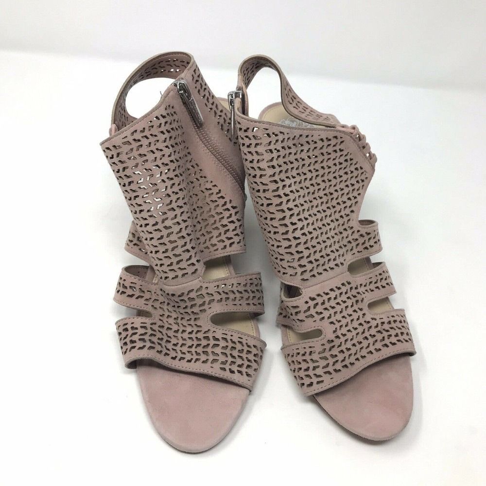 NWOB Vince Camuto Women 10M Esten Perforated Sandals Shell Pink Leather - Picture 8 of 8